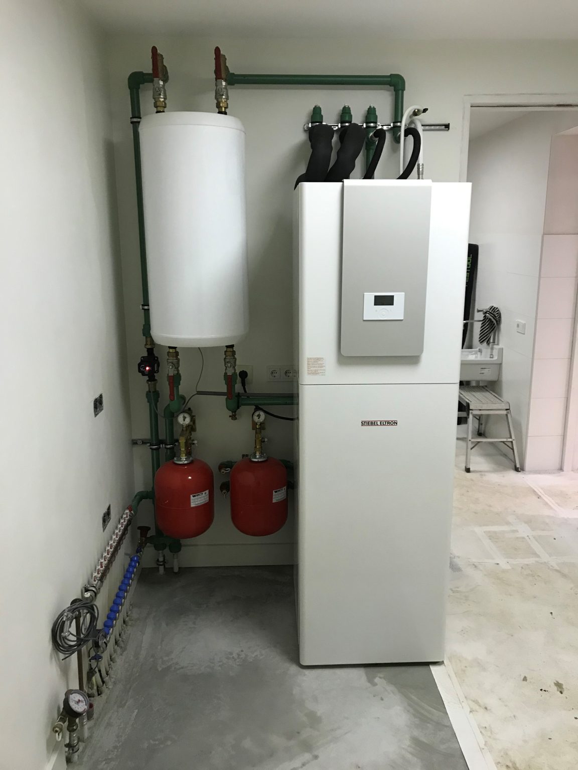 2020-01 StiebelEltron WPC buffer 100 woning Lemele